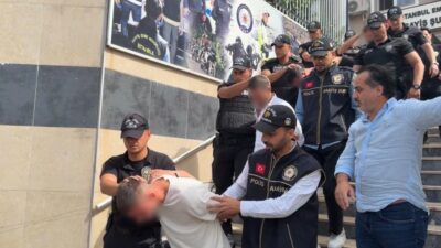 İstanbul Fatih’te bir döviz bürosunda 2 kişinin hayatını kaybettiği, 2