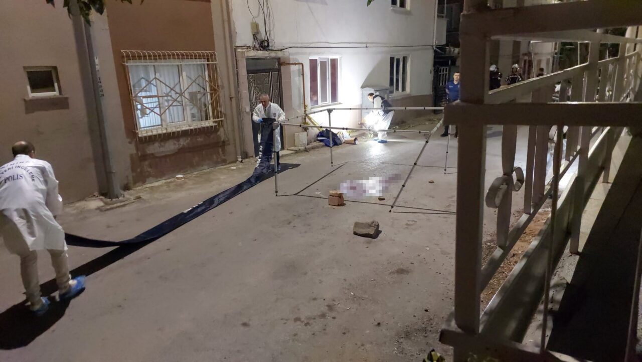 Camiden çıktı, silahlı saldırıda hayatını kaybetti 1 Bülten Medya -