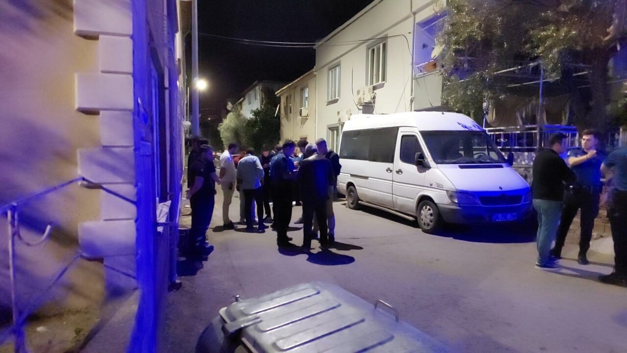 Camiden çıktı, silahlı saldırıda hayatını kaybetti 2 Bülten Medya -