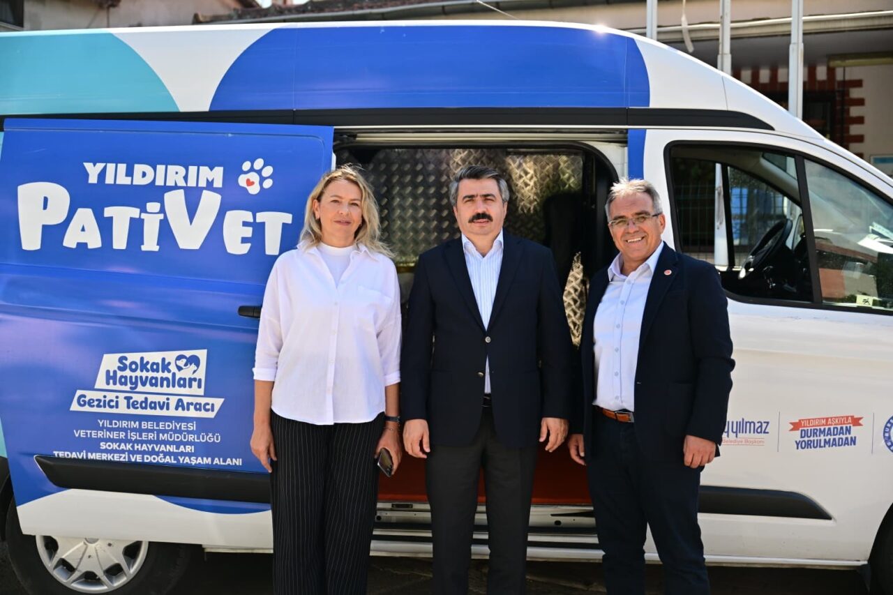 Yıldırım Belediyesi’nin sahipsiz sokak hayvanlarına sağlık hizmeti sunmak amacıyla hayata