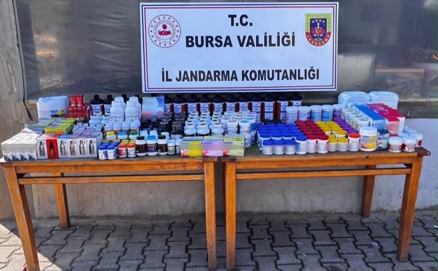 Bursa’nın Gürsu ilçesinde jandarma ekiplerinin düzenlediği operasyonda, yurt dışından yasa