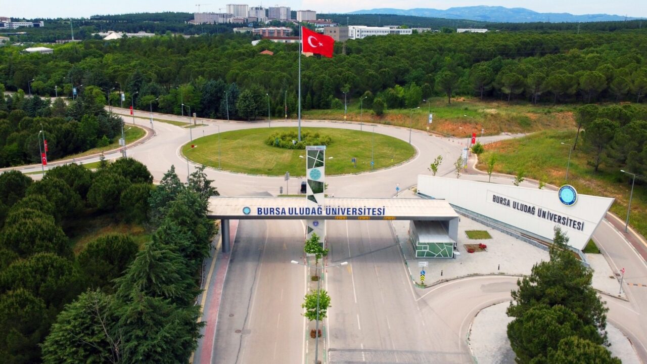 Bursa Uludağ Üniversitesi öğrencileri, geliştirdikleri projelerle TEKNOFEST 2026 finallerine 14