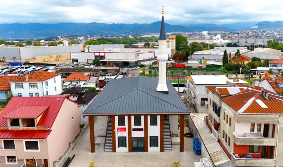 Gazze Şehitleri Camii ibadete gün sayıyor Kocaeli’nin Başiskele ilçesinde yapımı süren Gazze Şehitleri Camii’nde çalışmaların sonuna