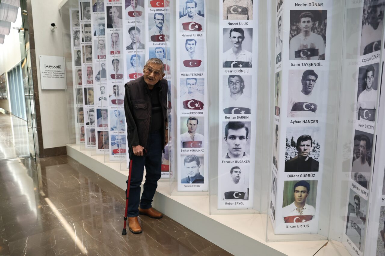 Türk futbolunun acı kaybı! Şükrü Ersoy hayatını kaybetti 1 Bülten Medya -