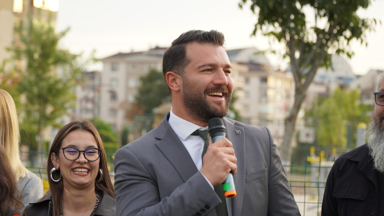 Nilüfer'de dikkat çeken etkinlik! Bu patiler yuva arıyor! 1 Bülten Medya -