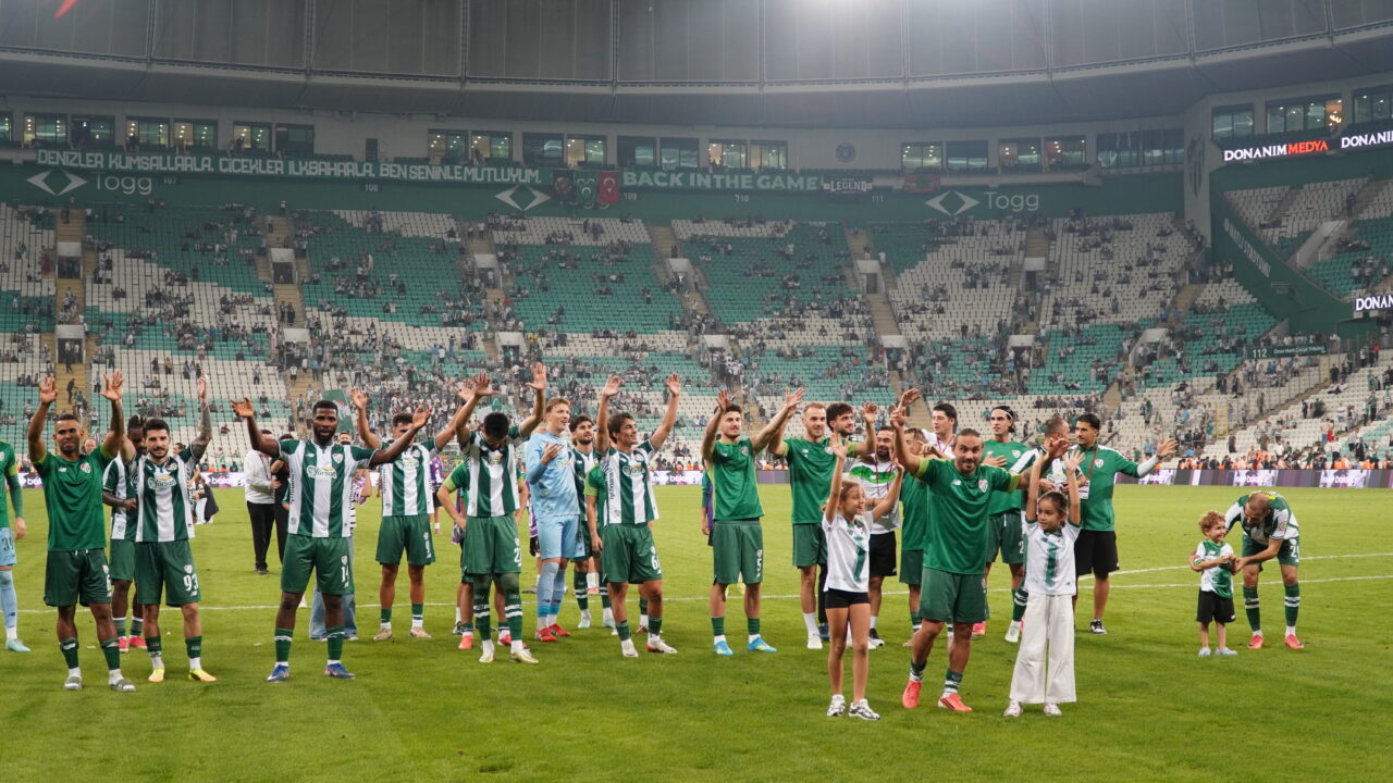 Bursaspor’da 12 yeni isim! 1 Bülten Medya -