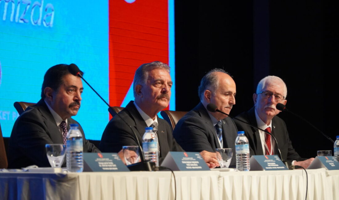 MHP Bursa’da kongre heyecanı! “Terörsüz Türkiye” vurgusu Milliyetçi Hareket Partisi Bursa teşkilatının 15. Olağan Kongresi birlik ve