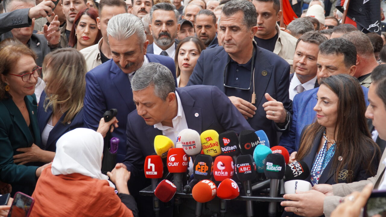 Özgür Özel Bursa’dan seslendi: Bozbey için dikkat çeken açıklama 4 Bülten Medya -