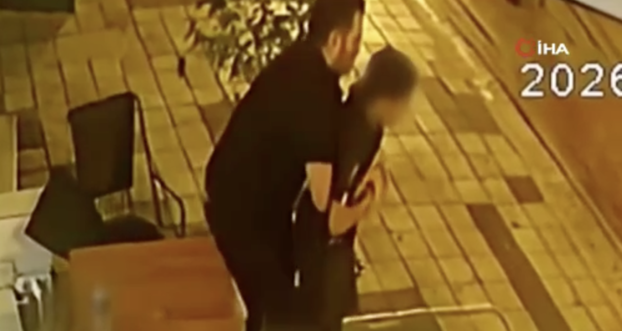 İstanbul Esenyurt’ta boğazına mısır kaçan 13 yaşındaki çocuk, çevredeki esnafın