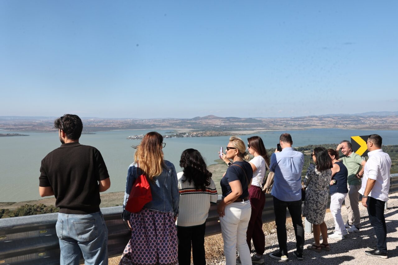 Uluabat çevresinde yeni turizm rotası! Üniversiteden destek geldi 2 Bülten Medya -