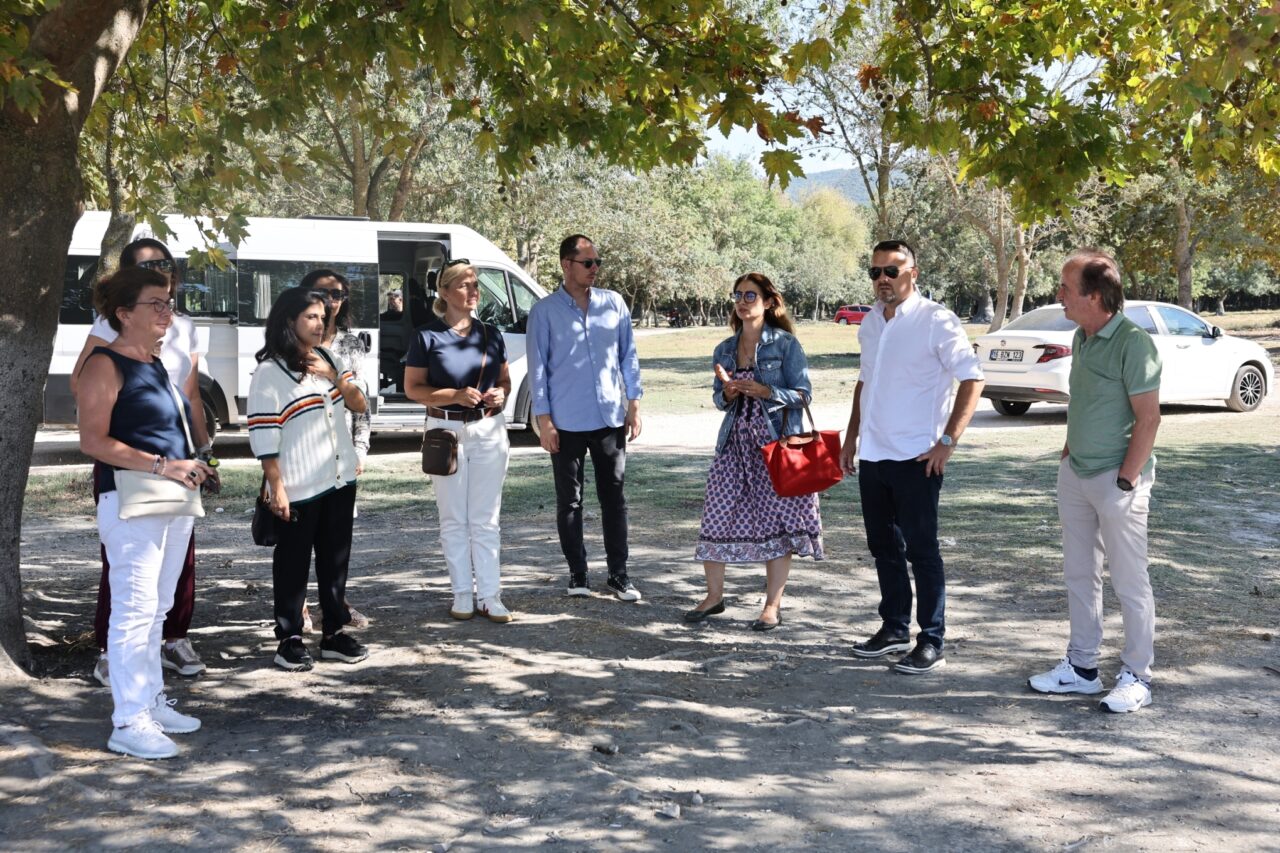 Uluabat çevresinde yeni turizm rotası! Üniversiteden destek geldi 3 Bülten Medya -