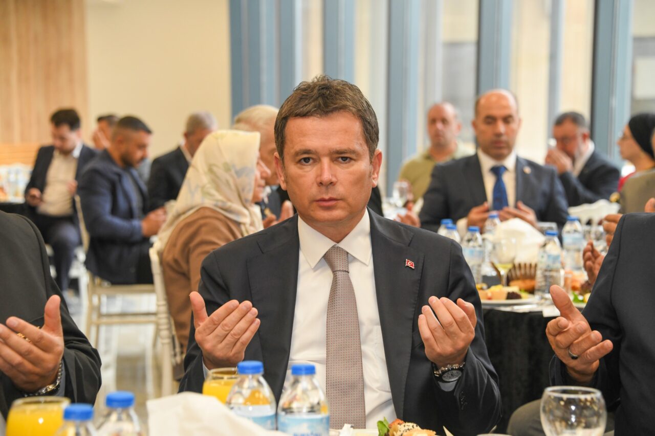 Başkan Aydın gazilerle aynı sofrada buluştu 1 Bülten Medya -