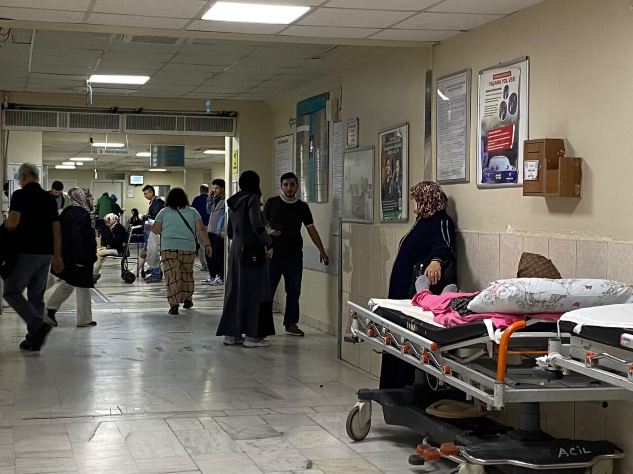 Bursa’da hastanelerde yoğunluk! Hastalar çözüm bekliyor 2 Bülten Medya -