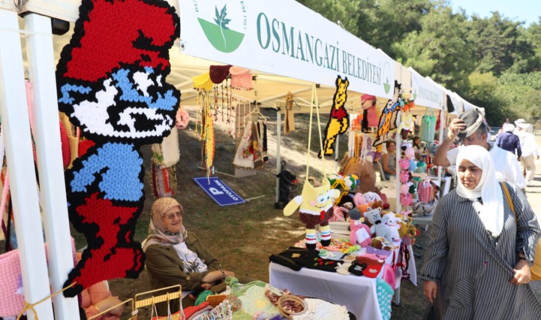 Osmangazi Belediye Başkanı Erkan Aydın, Siyah İncir Festivali kapsamında kurulan