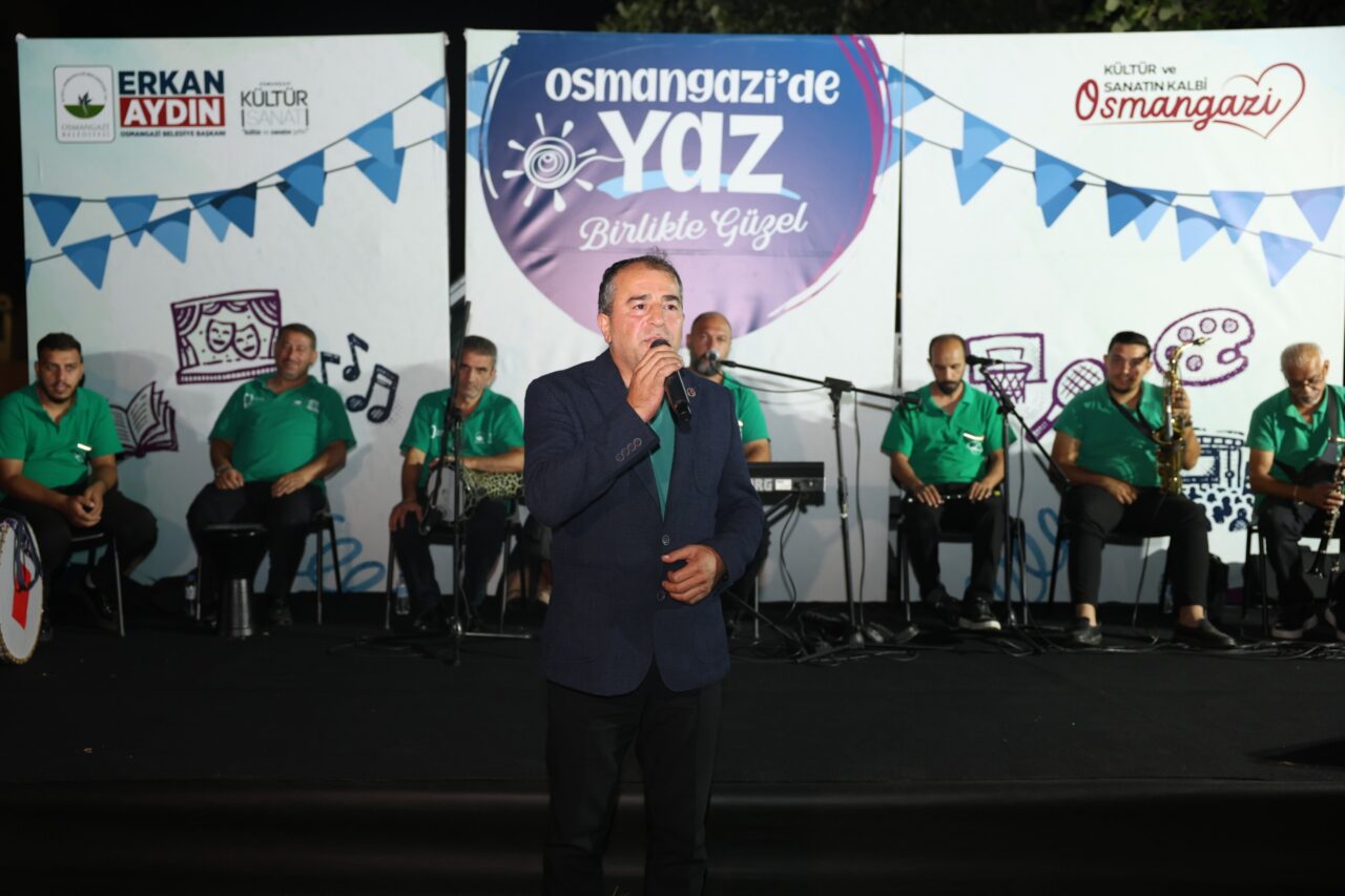 Osmangazi Belediyesi’nin mahallelerde düzenlediği Yaz Mahalle Şenlikleri, Akpınar Mahallesi’nde çocukları