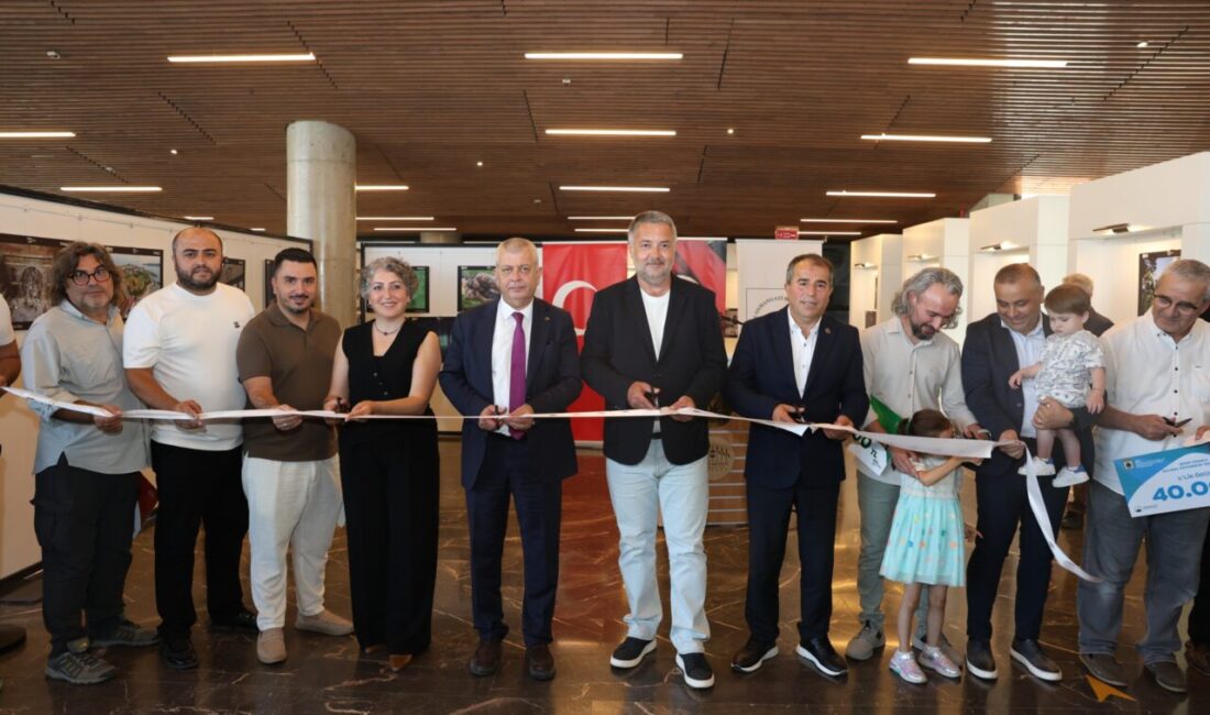 Bursa’nın fethinin 700. yılı kapsamında düzenlenen Fetih ve Spor Temalı