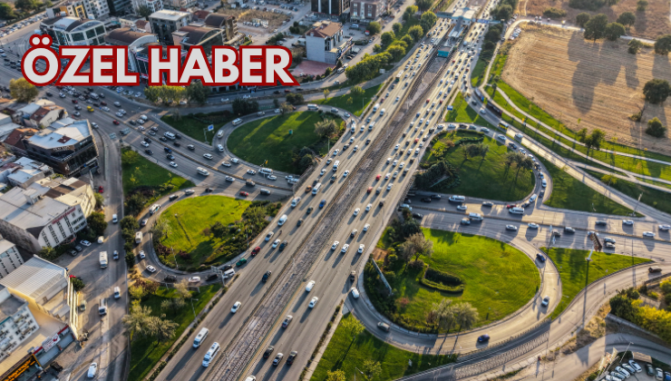 Bursa’da okulların açılmasıyla birlikte kent trafiğinde hareketlilik arttı. Sabah saatlerinde