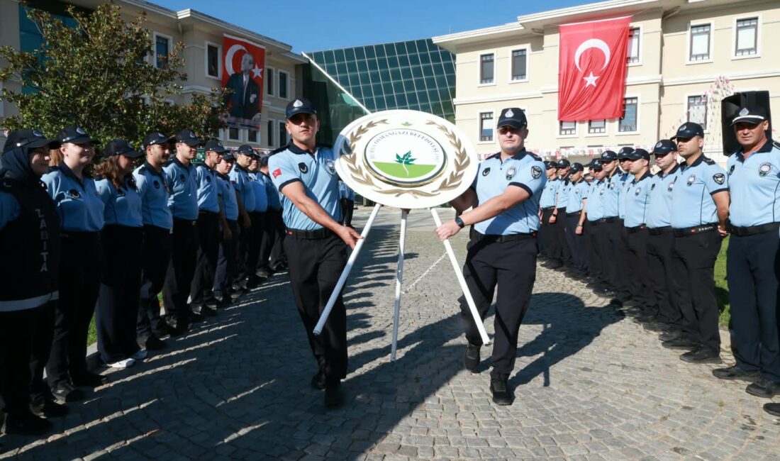 Osmangazi’de zabıta haftası! Osmangazi Belediye Başkanı Erkan Aydın, Zabıta Haftası kapsamında zabıta personeliyle