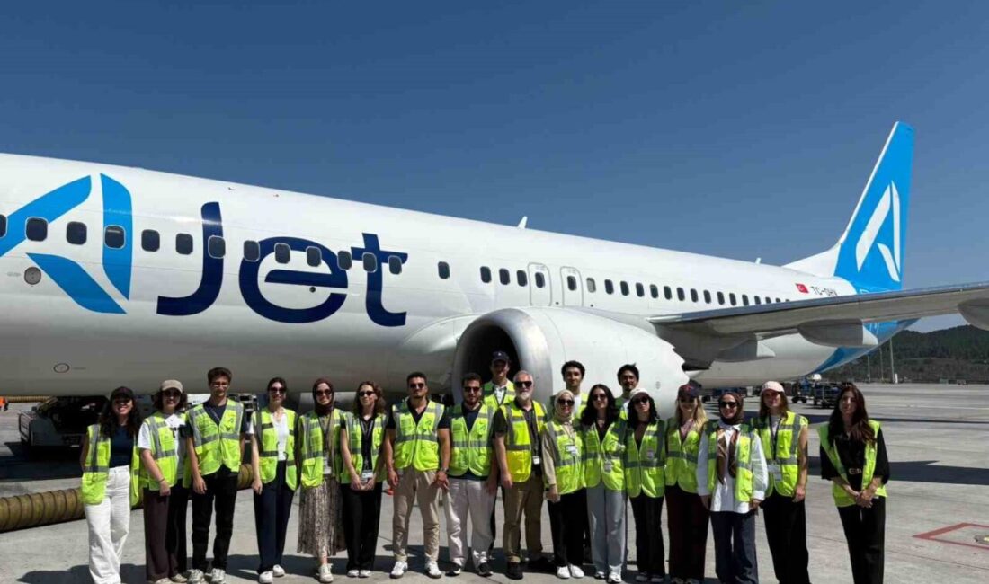 AJet’te üniversiteli gençler sahada deneyim kazanıyor Türkiye’nin en genç hava yolu şirketi AJet’in üniversiteli gençlere part-time