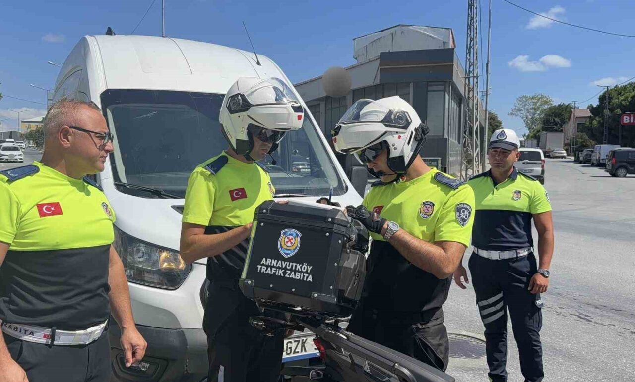 Kasalar dolusu balığı çayıra döktü! 2 Bülten Medya -