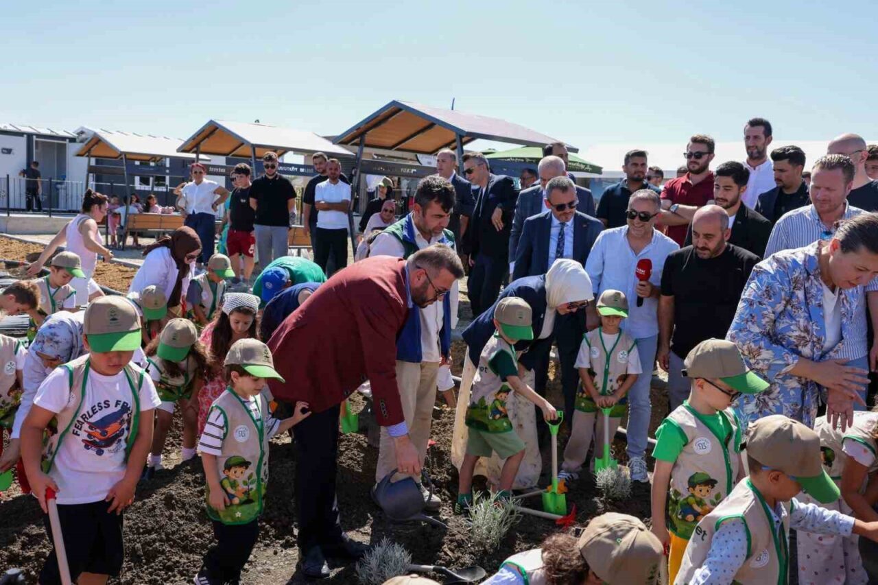 Arnavutköy’de tarım turizmi projesi: Çilek ve lavanta bahçesi açılış töreni gerçekleştirildi 24 Bülten Medya -