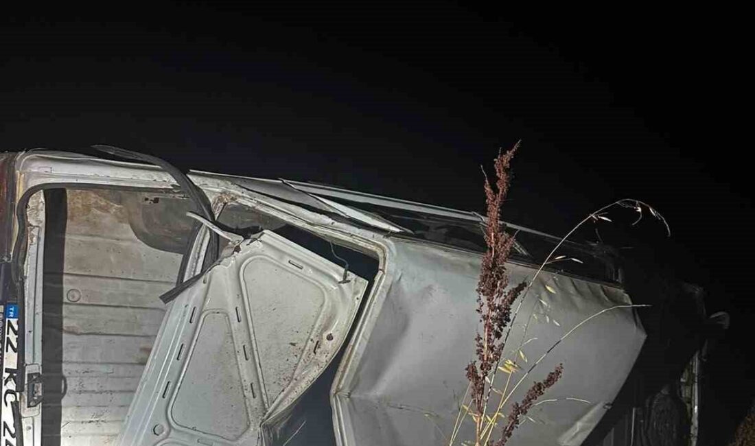 Babaeski’de korkutan kaza: Otomobil hurdaya döndü Kırklareli’nin Babaeski ilçesinde gece saatlerinde meydana gelen trafik kazasında yoldan