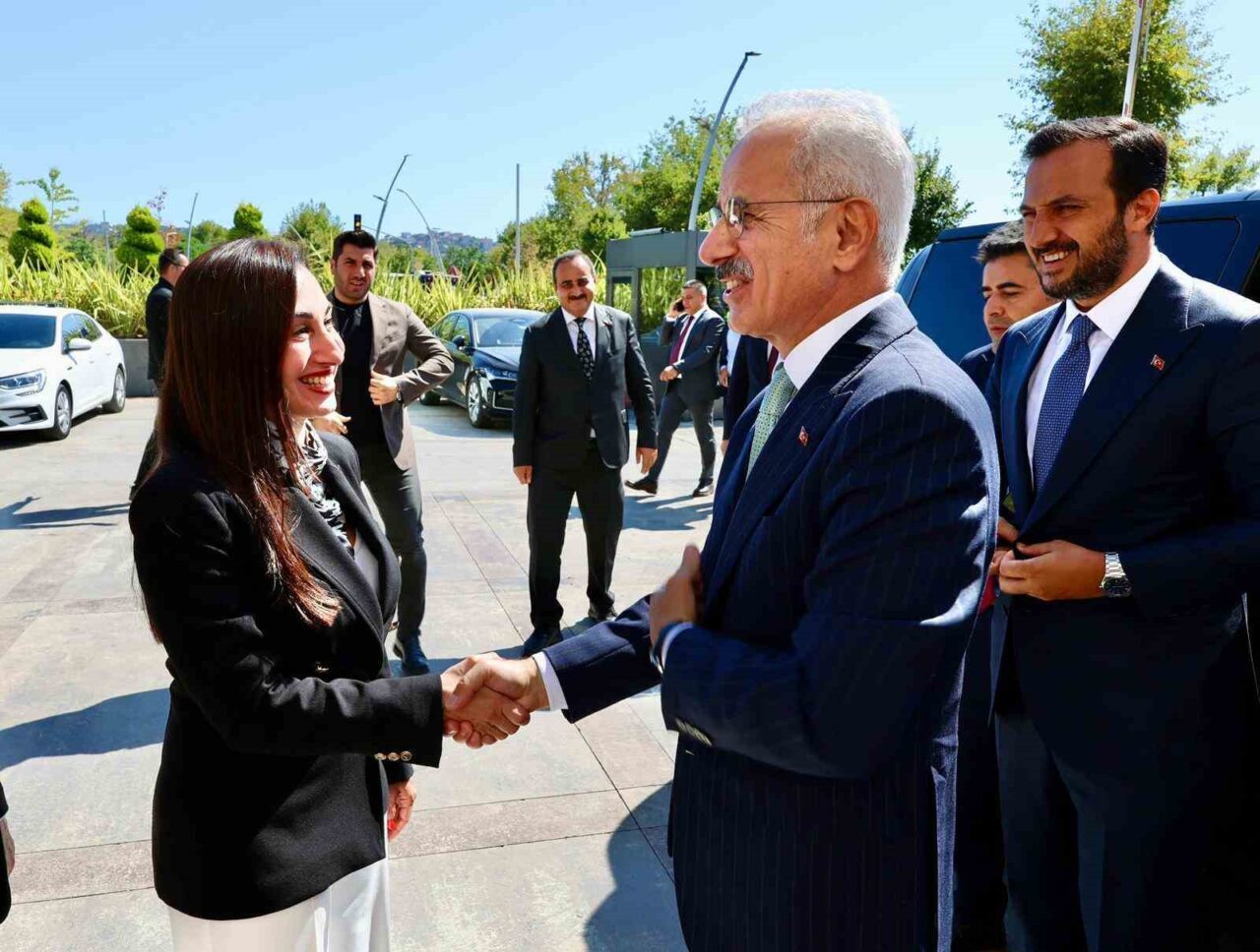 Bakan Uraloğlu Beykoz Ulaşım Zirvesinde konuştu: "Bugün biraz daha ete kemiğe bürünmüş halini konuştuk" 16 Bülten Medya -