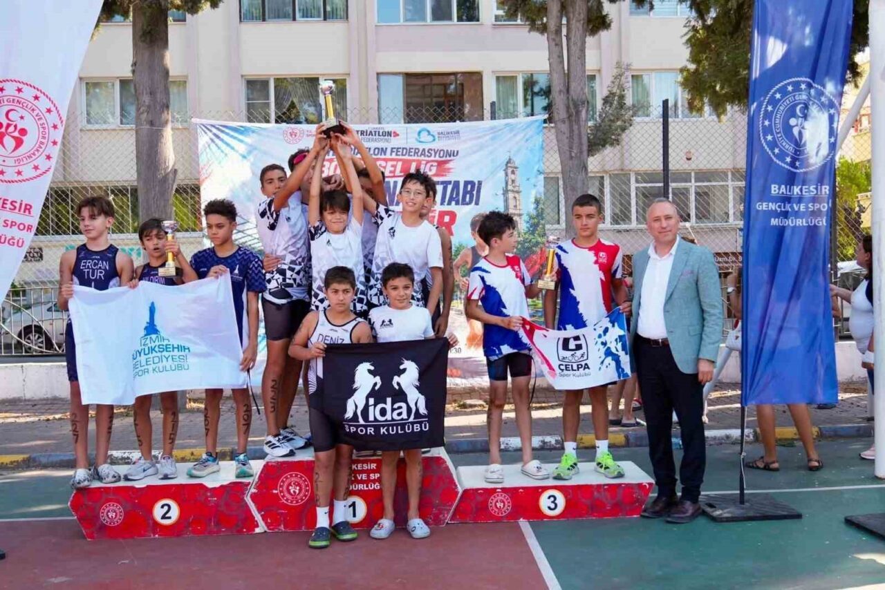 Balıkesir’in kurtuluşu çeşitli spor etkinlikleriyle kutlandı 18 Bülten Medya -
