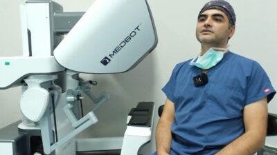 Balıkesir Üniversitesi Hastanesi, ileri teknoloji robotik cerrahi sistemiyle cerrahi tedavilerde