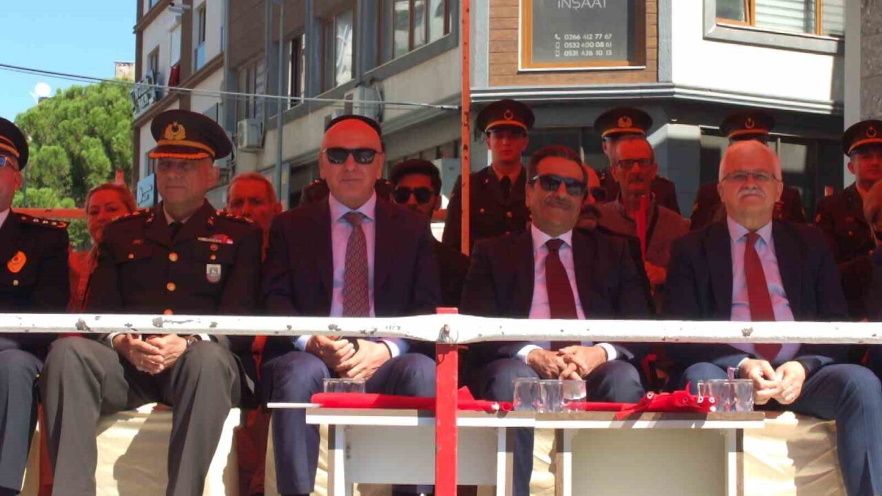Burhaniye’nin düşman işgalinden kurtuluşunun 104.yılı törenlerle kutlandı 21 Bülten Medya -