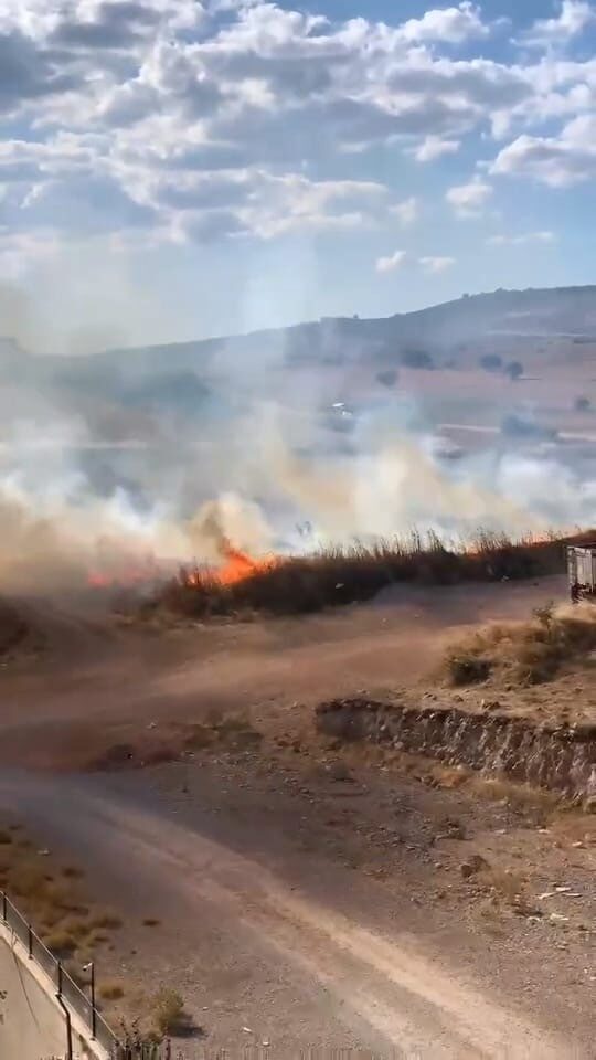 Bursa’da otluk alanda korkutan yangın 11 Bülten Medya -