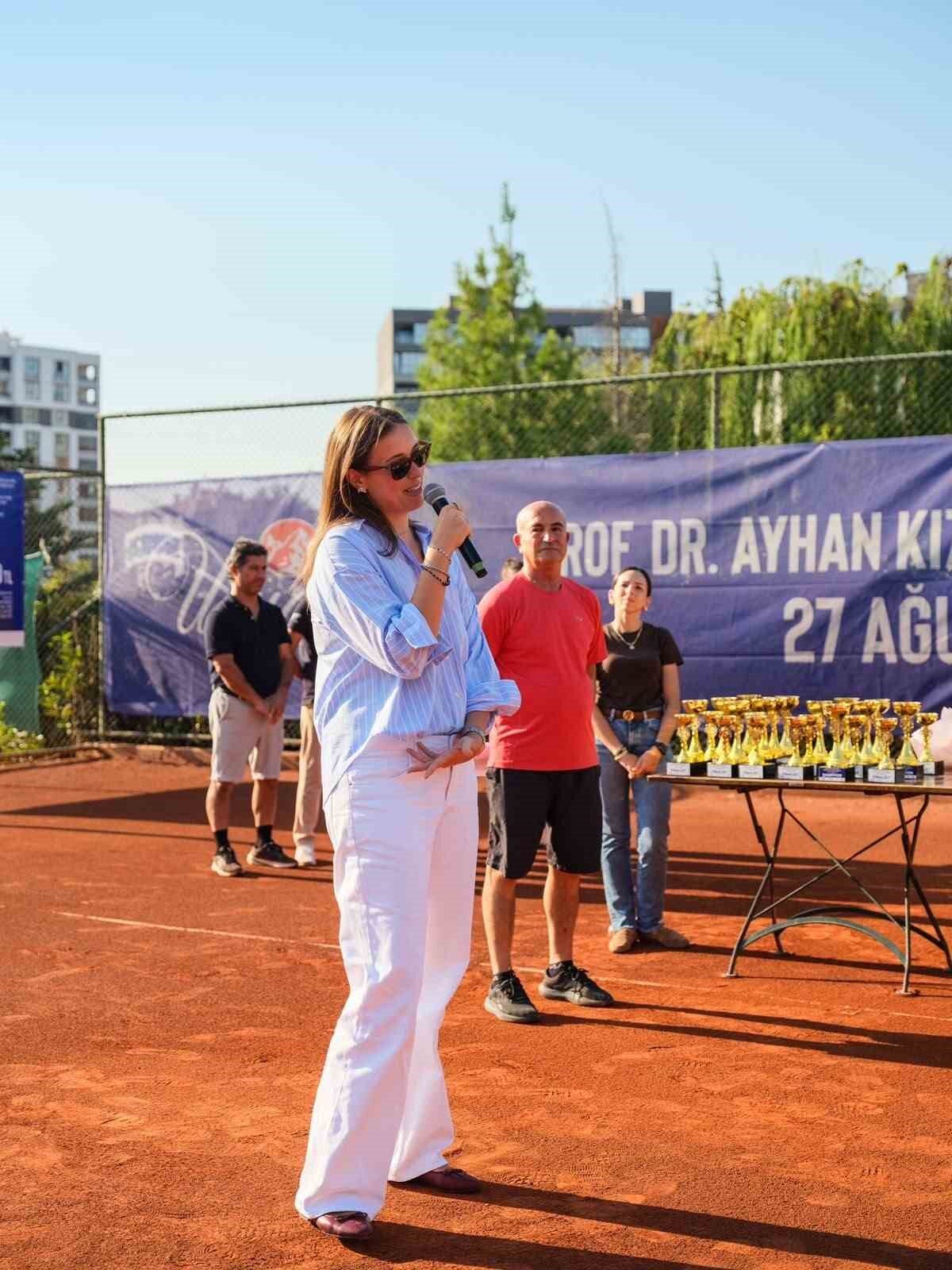 Bursa’da raketler Prof. Dr. Ayhan Kızıl anısına sallandı 17 Bülten Medya -