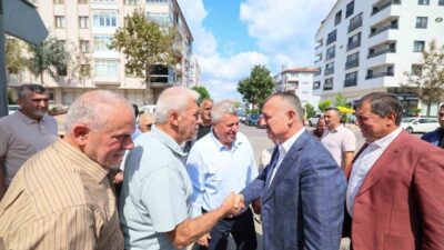 Kocaeli Büyükşehir Belediye Başkanı Tahir Büyükakın, Karamürsel’de yapımı devam eden