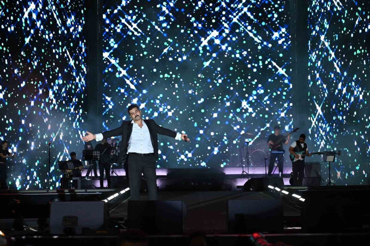 Çanakkale Kültür Yolu Festivali’nin müzik maratonu Bayhan’la son buldu 23 Bülten Medya -