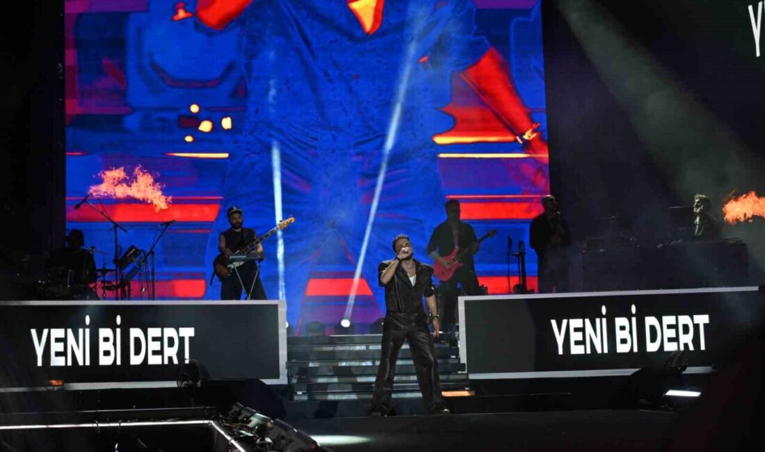 Çanakkale’de festival sahnesinde Sefo rüzgarı Kültür ve Turizm Bakanlığı tarafından düzenlenen Çanakkale Kültür Yolu Festivali,