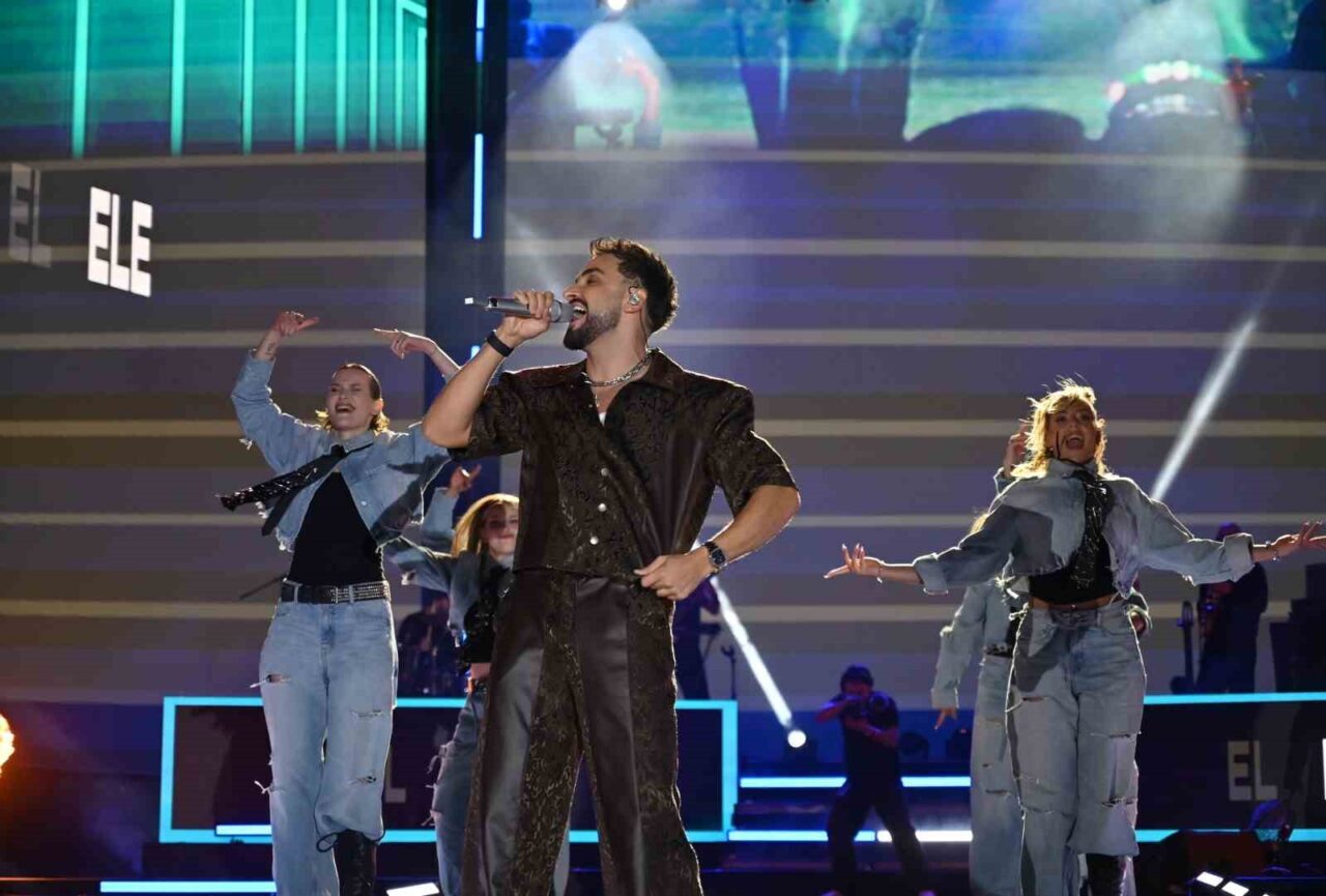 Çanakkale’de festival sahnesinde Sefo rüzgarı 24 Bülten Medya -