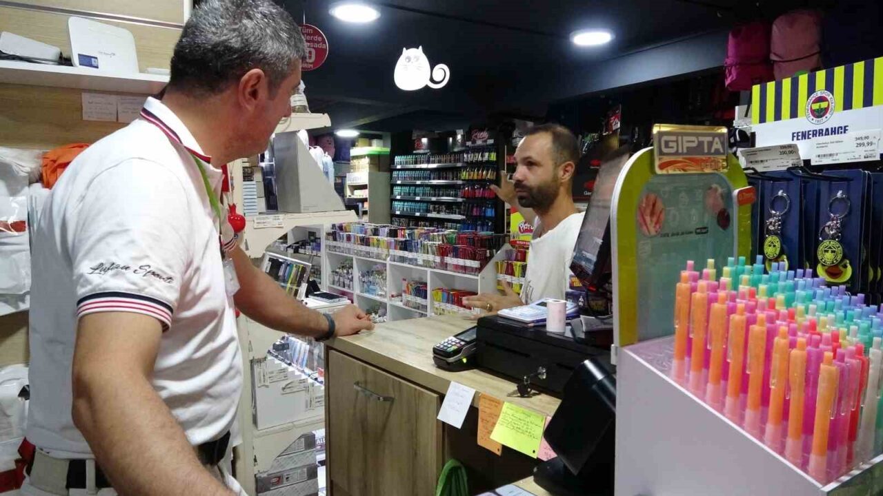 Çanakkale’de kırtasiye alışverişleri yoğunlaştı 32 Bülten Medya -