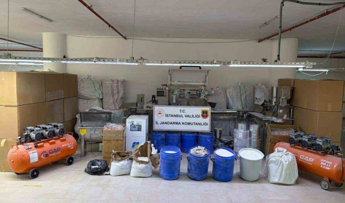 Çatalca’da uyuşturucu imalathanesine operasyon: 2 gözaltı İstanbul İl Jandarma Komutanlığı ekiplerinin Çatalca’daki uyuşturucu imalathanesine düzenlediği operasyonda
