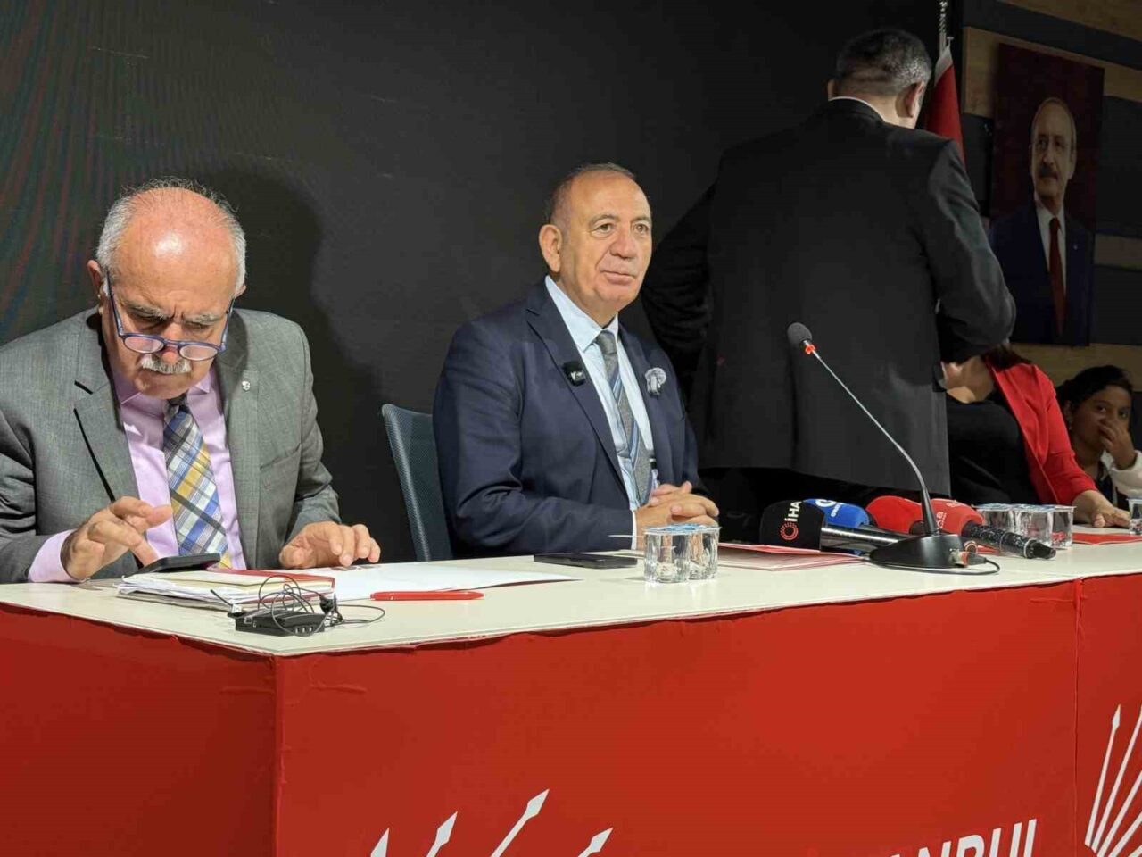CHP İstanbul İl Başkanı Gürsel Tekin: "Cumhuriyet Halk Partisi belediyelerine dokunmanın çok kolay olmayacağını herkes bilecektir" 7 Bülten Medya -