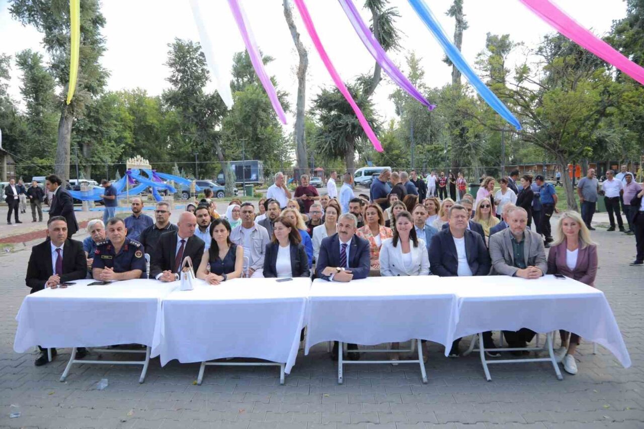 Edirne’de sünnet şöleninde renkli görüntüler oluştu 24 Bülten Medya -