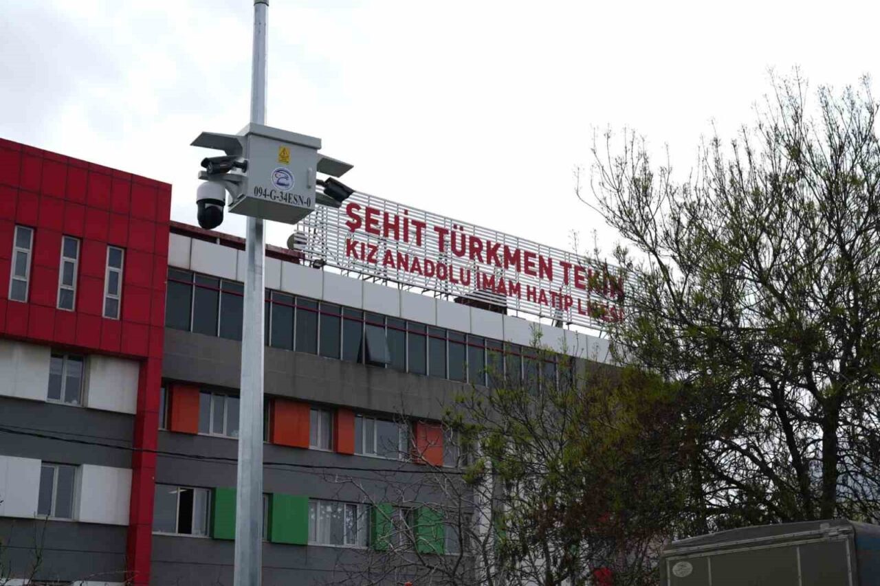 Esenler’de okullar kamera ağıyla 7/24 güvende 20 Bülten Medya -