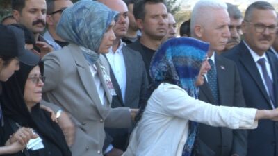 Esenyurt’ta trafik denetimi sırasında silahlı saldırıya uğrayarak şehit olan polis