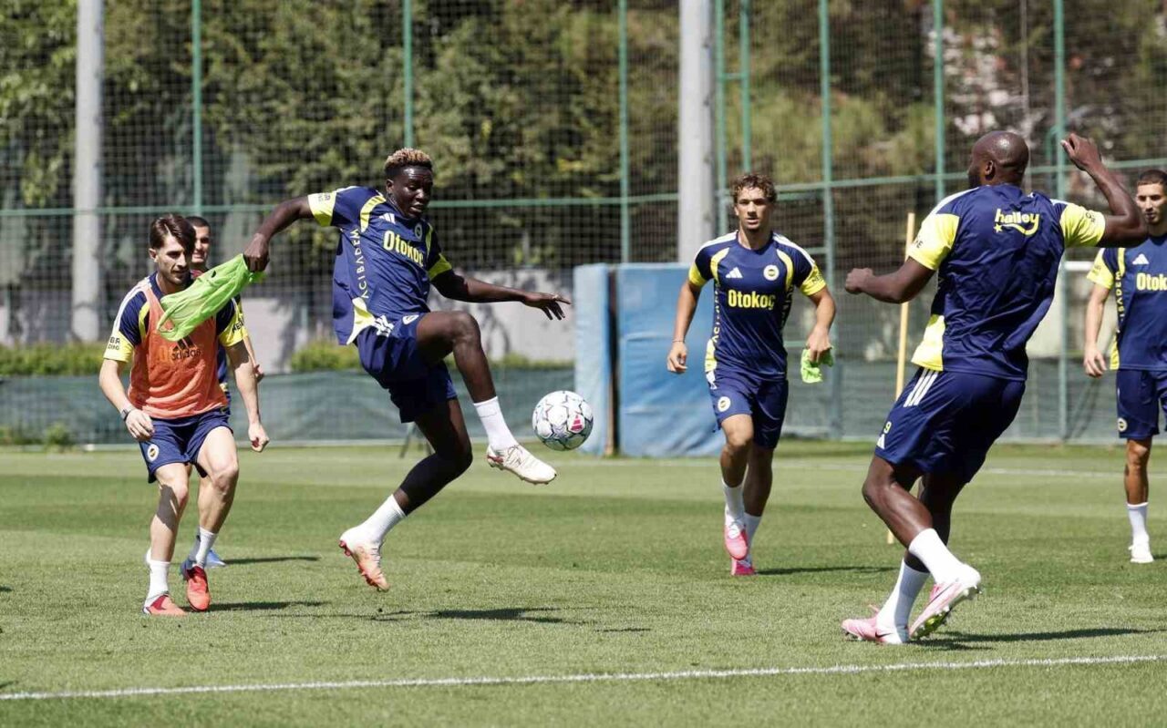 Fenerbahçe, Roma maçı hazırlıklarına başladı 10 Bülten Medya -