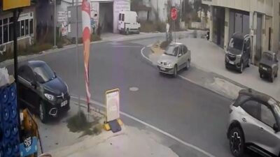 Tekirdağ’ın Kapaklı ilçesinde geri manevra yaptığı sırada yol kenarındaki “DUR”