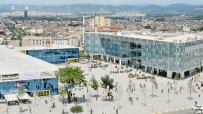 Eski Osmangazi Belediye Meclis Üyesi Cemil Aydın, Kent Meydanı ile