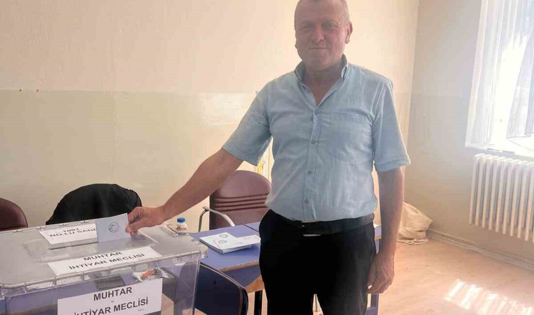 Hisarcık köyünde muhtarlık için sandık kuruldu Bir süre önce hayatını kaybeden Hisarcık Köyü Muhtarı Mustafa Cambaz’ın
