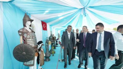 Pendik’te bu yıl 21’incisi düzenlenen Uluslararası Geleneksel El Sanatları Festivali,