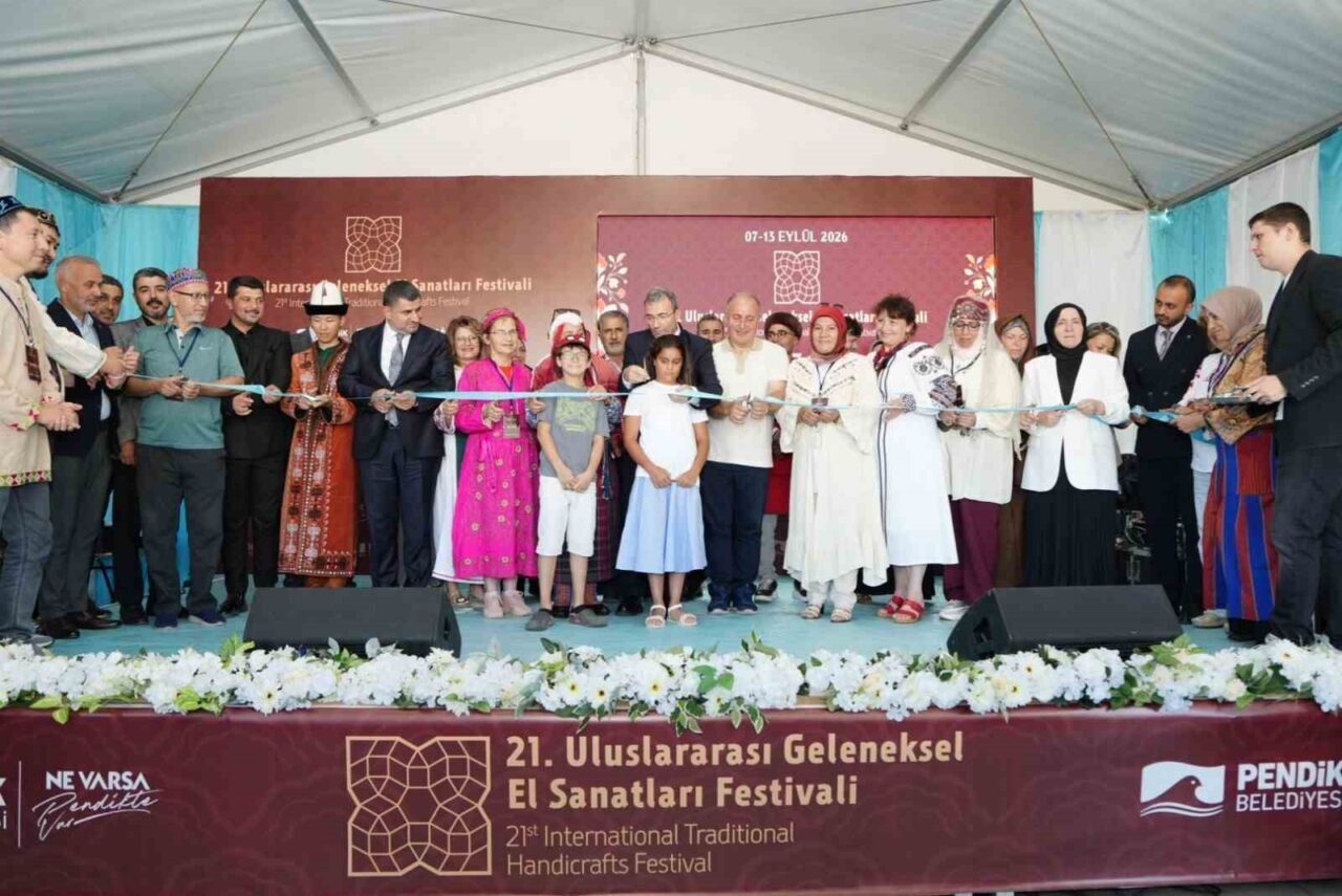 Hollywood’un çarıklarından Anadolu’nun bakırına uzanan el sanatları Pendik’te sergileniyor 20 Bülten Medya -