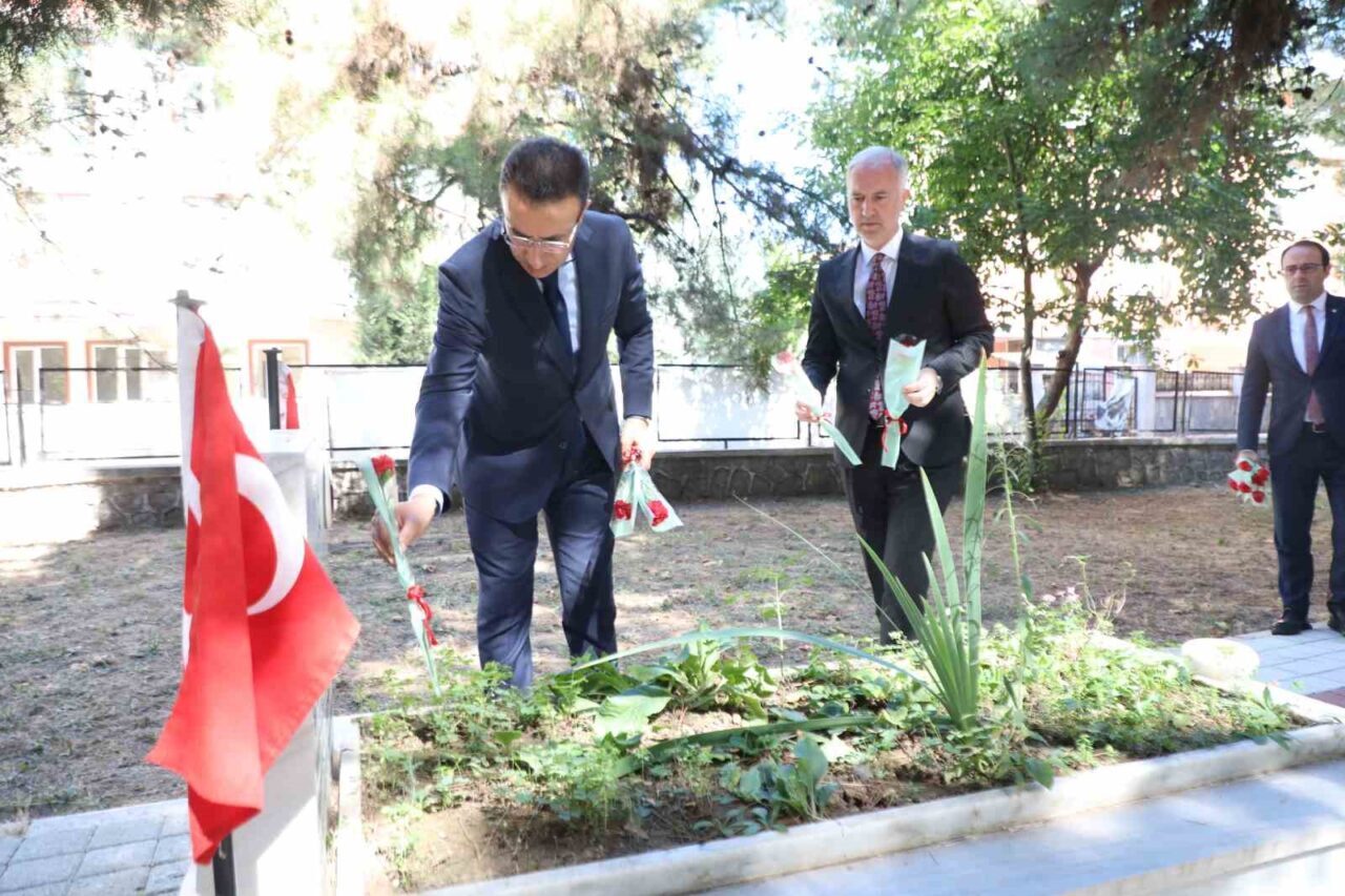 İnegöl’ün kurtuluşunun 104. yılı gurur ve coşkuyla kutlanıyor 19 Bülten Medya -
