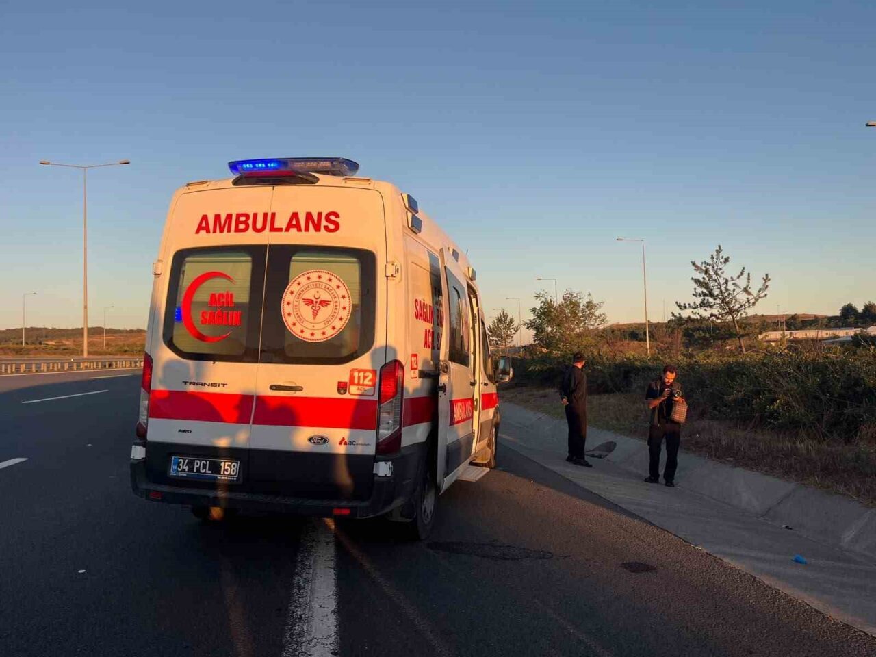 İstanbul Kuzey Marmara Otoyolu’nda seyir halindeki tır, hafif ticari araca çarptı : 6 yaralı 20 Bülten Medya -